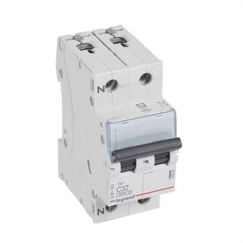 Magnetotermalni prekidač TX3 P+N 32A Krivulja C 6kA s referencom 403589 marke LEGRAND