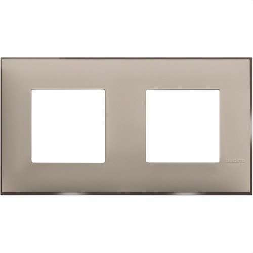 Ukrasni okvir za 2x2 modula, krem saten, Classia s referencom R4802M2CS marke BTICINO