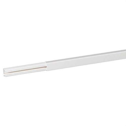 Ljepljivi kanal 20x12,5mm DLPLUS s referencom 030008 marke LEGRAND