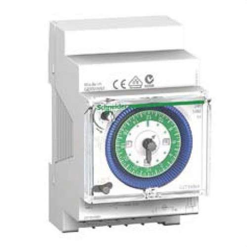 Analogni vremenski prekidač IH 24H s 3 modula SRM 1C-16A s referencom CCT16364 marke SCHNEIDER ELECTRIC