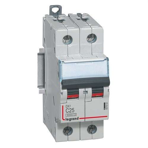 Magnetotermički prekidač DX3 2P 25A Krivulja C 6/10kA s referencom 407802 marke LEGRAND