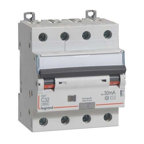 Diferencijalni automatski prekidač DX3 4P 30mA C32 s referencom 411189 marke LEGRAND