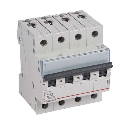 Magnetotermički prekidač TX3 4P 32A Krivulja C 6kA s referencom 403629 marke LEGRAND