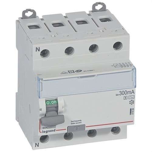 Diferencijal DX³ 4P 400V 40A Krivulja AC 300mA 4 modula s referencom 411668 marke LEGRAND