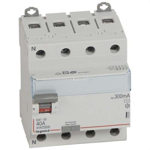 Diferencijal DX3 4P 40A 300mA Klasa AC s referencom 411665 marke LEGRAND